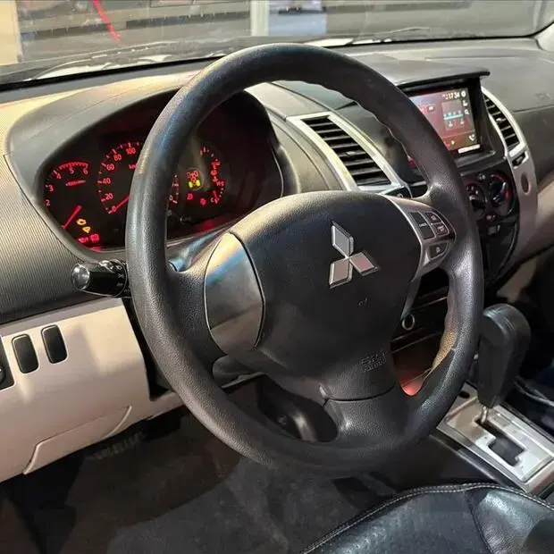 Mitsubishi PAJERO 3.2 4X4 16V TURBO INTERCOOLER DIESEL 4P AUTOMÁTICO