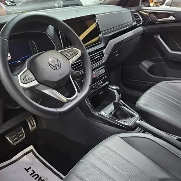 Volkswagen T-CROSS 1.4 250 TSI TOTAL FLEX HIGHLINE AUTOMÁTICO