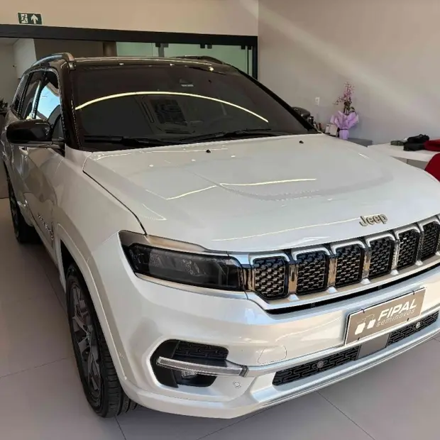 Jeep COMMANDER 2.0 TD380 TURBO DIESEL OVERLAND AT9