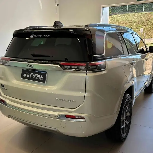 Jeep COMMANDER 2.0 TD380 TURBO DIESEL OVERLAND AT9