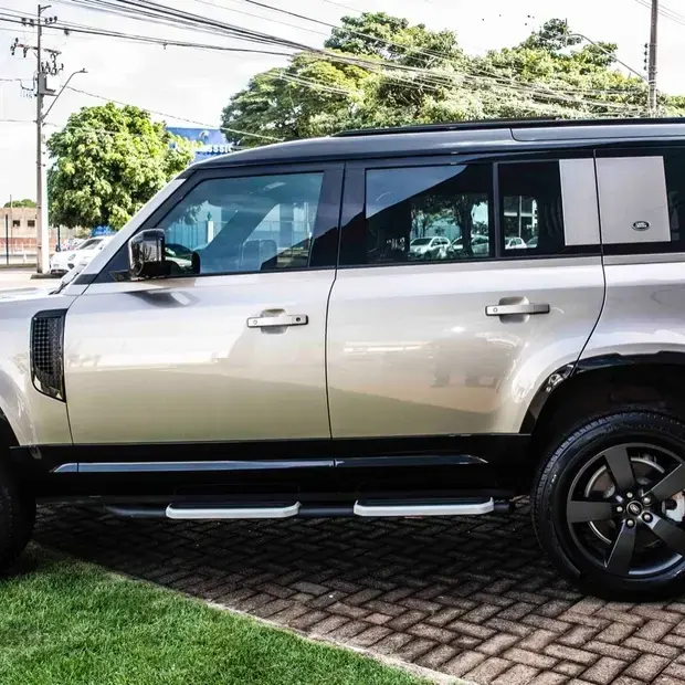 Land Rover Defender 110 X-Dynamic HSE 3.0 TD (Aut)