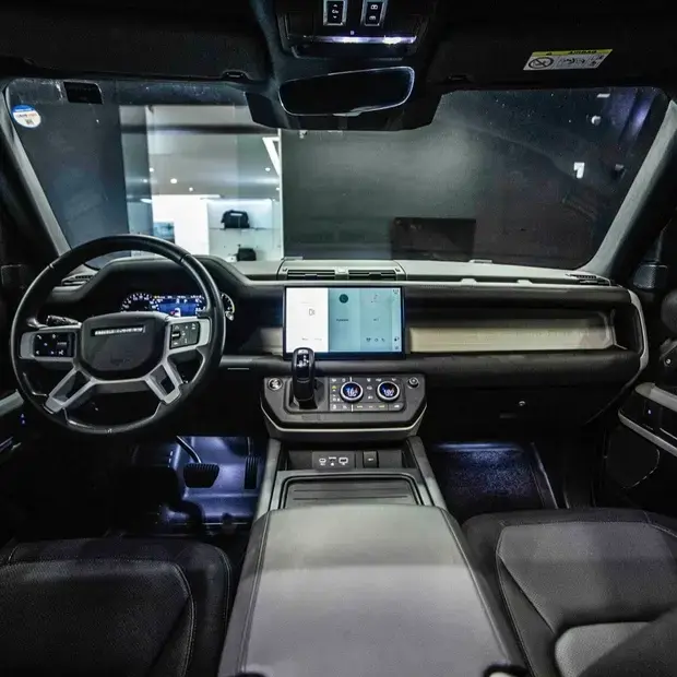 Land Rover Defender 110 X-Dynamic HSE 3.0 TD (Aut)