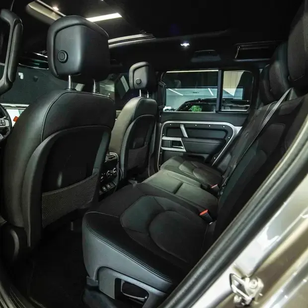 Land Rover Defender 110 X-Dynamic HSE 3.0 TD (Aut)