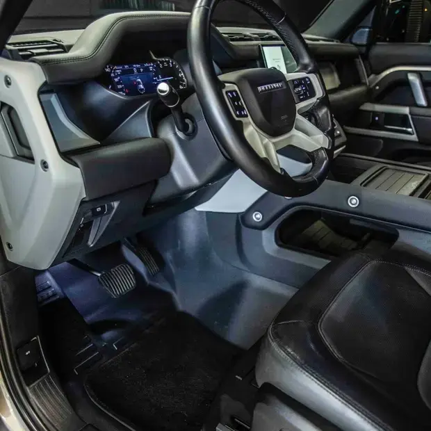 Land Rover Defender 110 X-Dynamic HSE 3.0 TD (Aut)