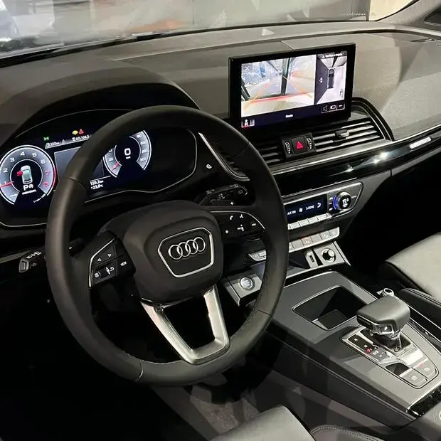 Audi Q5 S-Line Black 2.0 TFSI Quat. S-Tronic