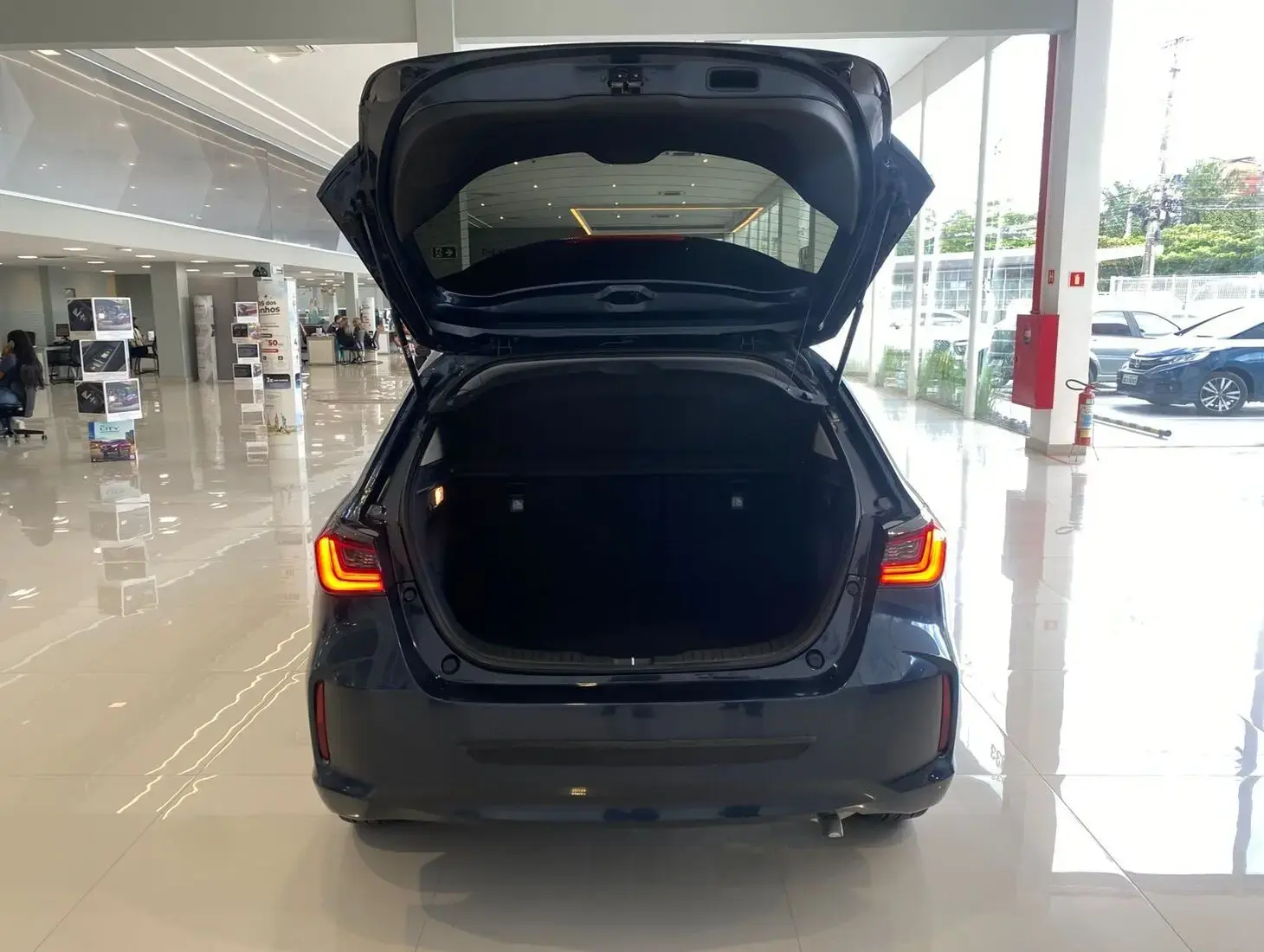 galeria City Hatch touring