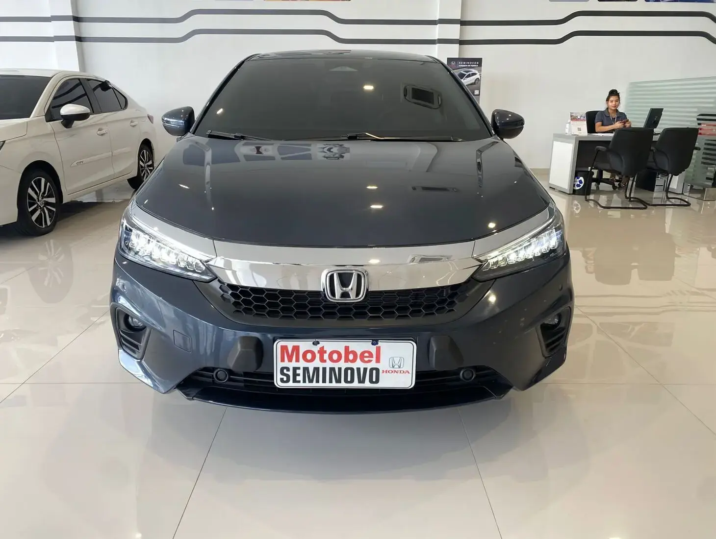 galeria City Hatch touring