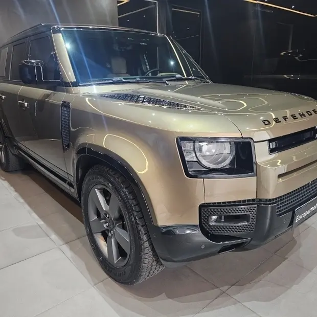 Land Rover DEFENDER 3.0 D300 TURBO DIESEL MHEV 110 X-DYNAMIC HSE AWD AUTOMÁTICO