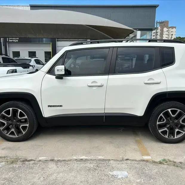 Jeep RENEGADE 1.8 16V FLEX LONGITUDE 4P AUTOMÁTICO