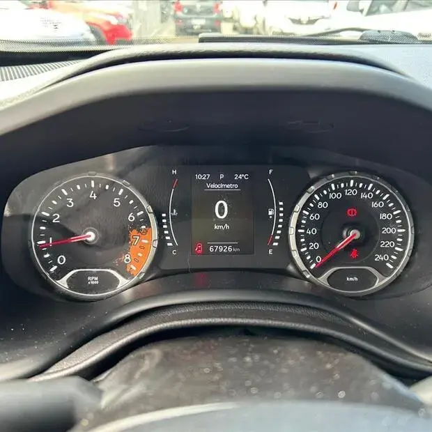 Jeep RENEGADE 1.8 16V FLEX LONGITUDE 4P AUTOMÁTICO