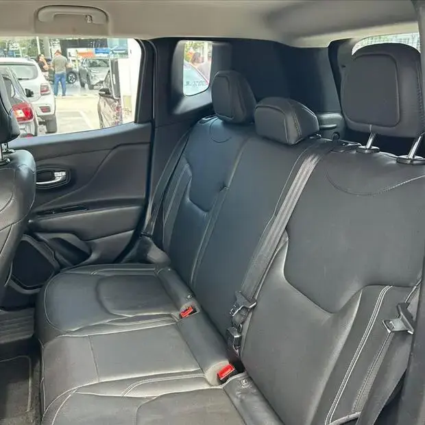 Jeep RENEGADE 1.8 16V FLEX LONGITUDE 4P AUTOMÁTICO