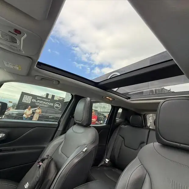 Jeep RENEGADE 1.3 T270 TURBO FLEX SAHARA AT6