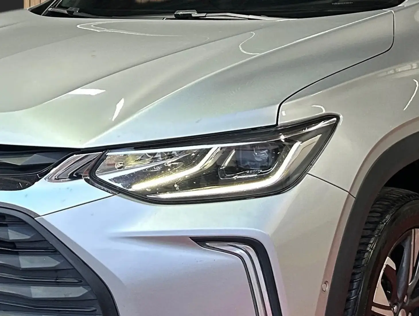 galeria TRACKER Premier 1.2 Turbo 12V Flex Aut.