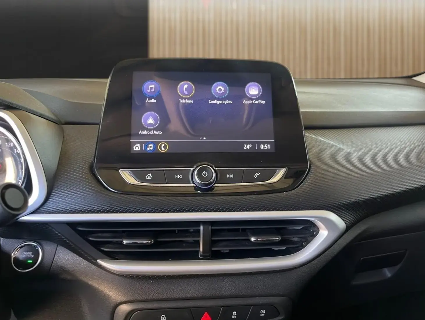 galeria TRACKER LTZ 1.0 Turbo 12V Flex Aut.