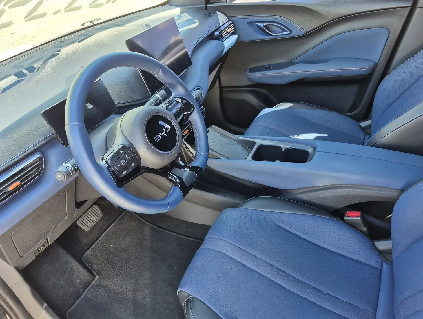 galeria DOLPHIN MINI