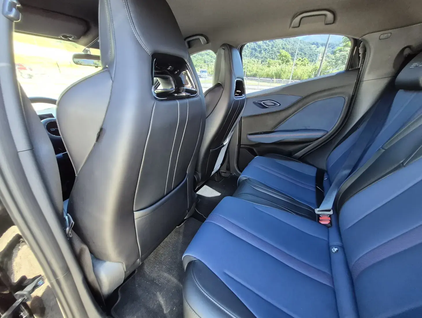 galeria DOLPHIN MINI