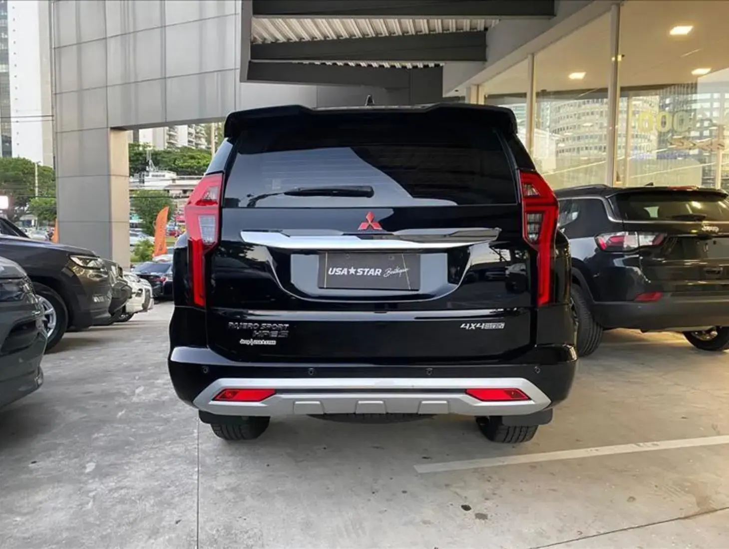 galeria PAJERO SPORT