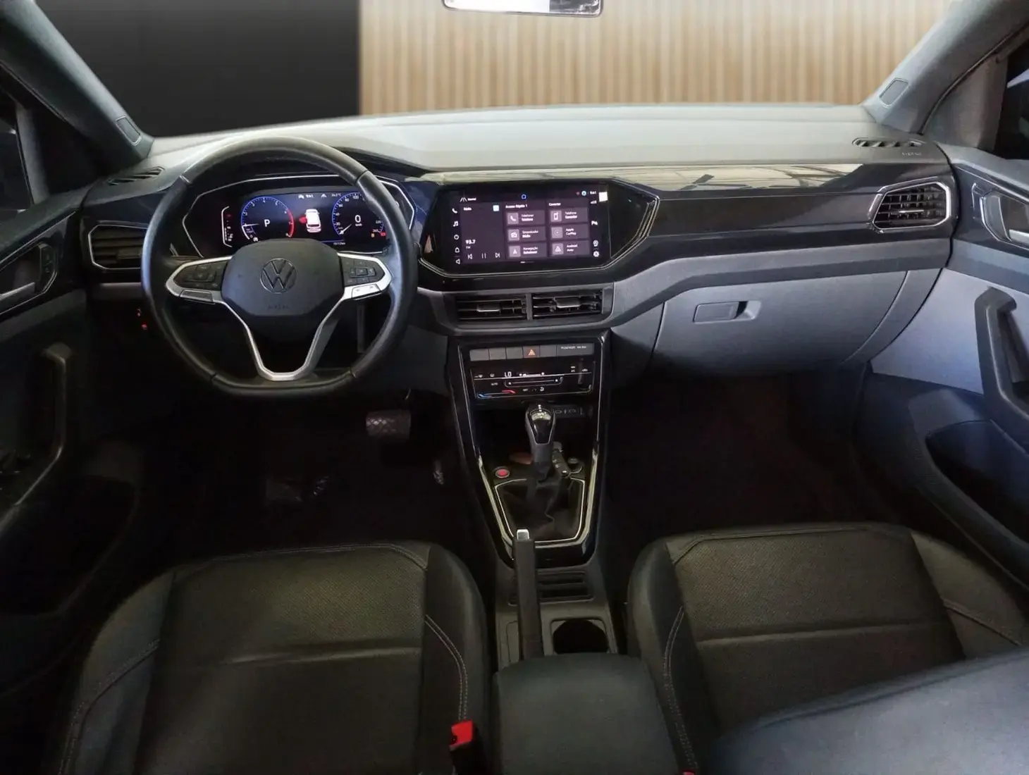 galeria T-Cross Comfor. 200 TSI 1.0 Flex 5p Aut.