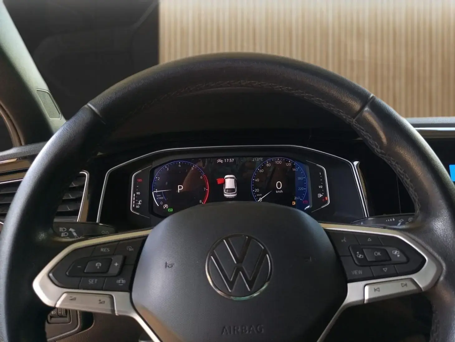 galeria Nivus Highline 1.0 200 TSI Flex Aut.