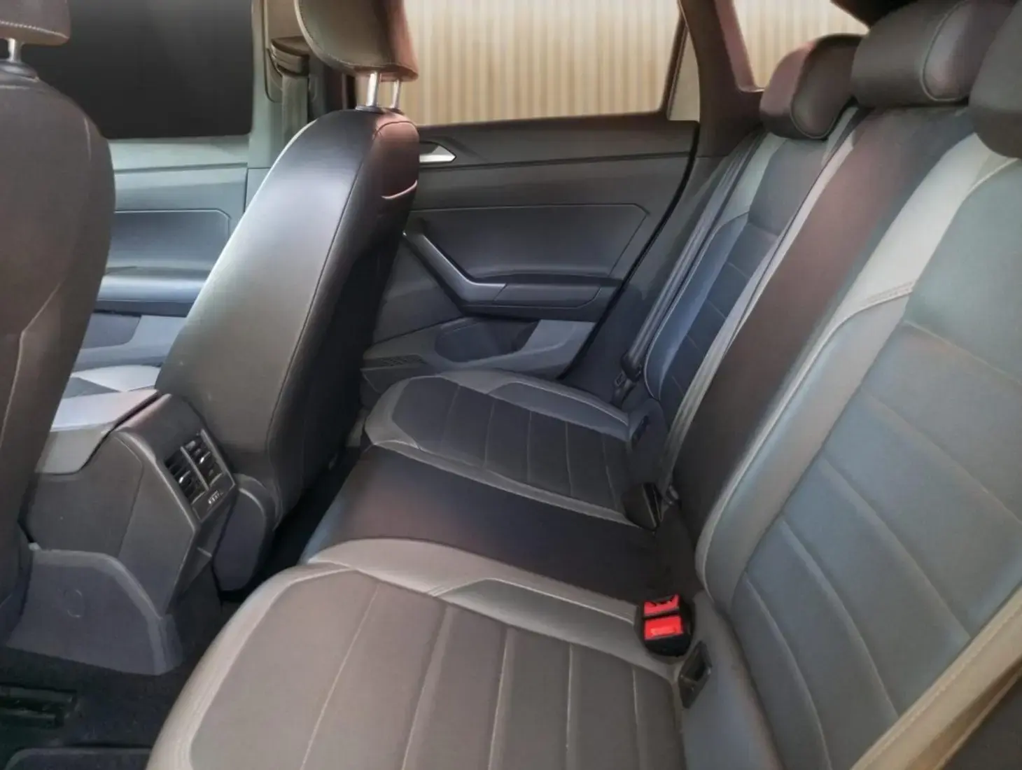 galeria Nivus Highline 1.0 200 TSI Flex Aut.