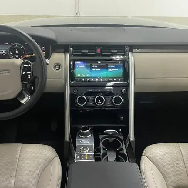 Land Rover Discovery 3.0 TD6 HSE 4WD