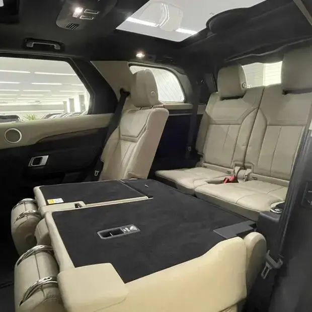 Land Rover Discovery 3.0 TD6 HSE 4WD