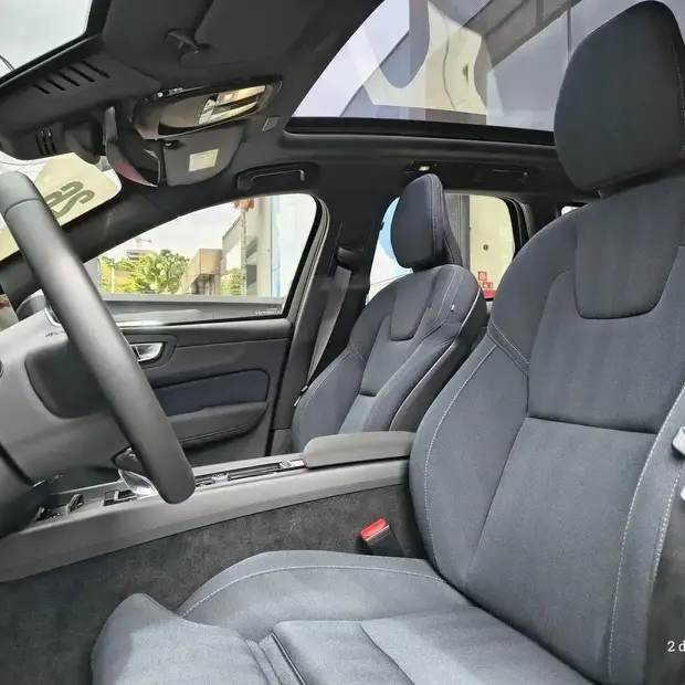 Volvo XC60 Ultra Dark PHEV