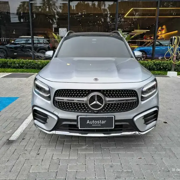 Mercedes Benz GLB 220 4M AMG Line