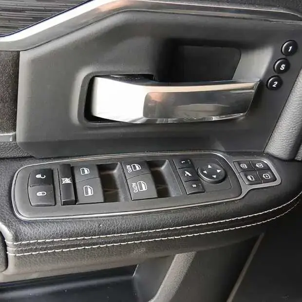 Ram 2500 Night Edition 6.7 4X4