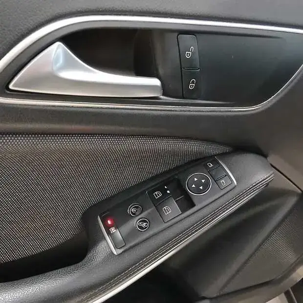 Mercedes Benz GLA 200 GLA 200 1.6 Advance