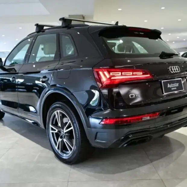 Audi Q5 Perf. Black 2.0 TFSIe S.Tr. Qt (Hib.)