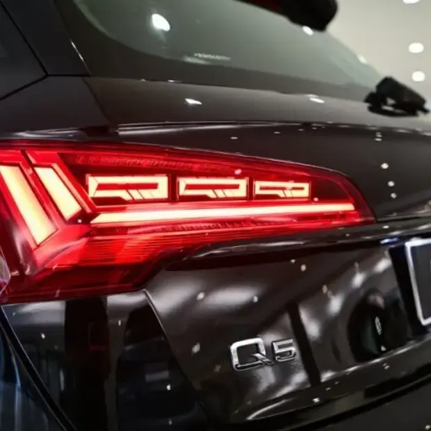 Audi Q5 Perf. Black 2.0 TFSIe S.Tr. Qt (Hib.)