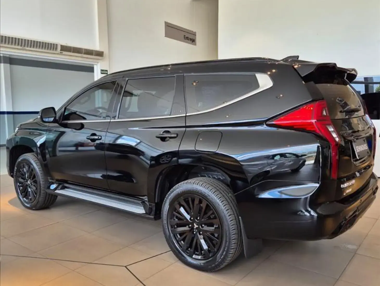 galeria PAJERO SPORT