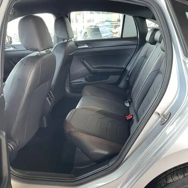 Volkswagem VIRTUS HIGHLINE 200 TSI