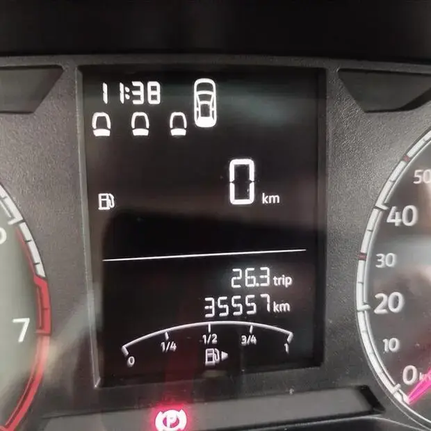 Volkswagen POLO 1.0 MPI MANUAL