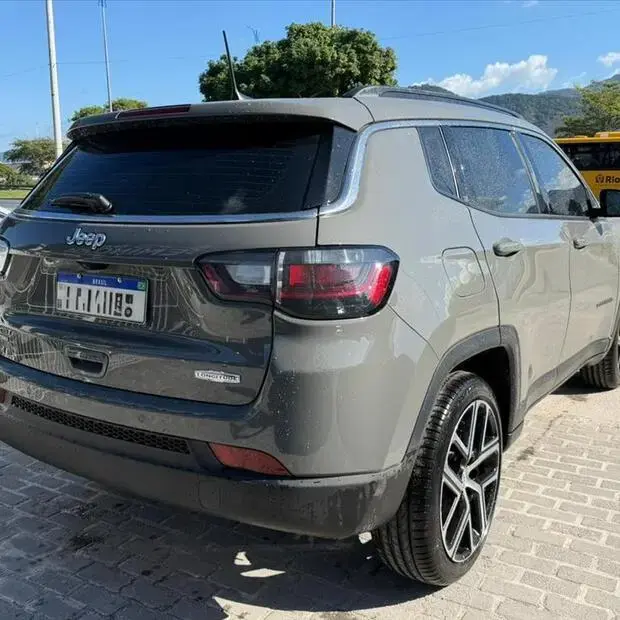 Jeep COMPASS 1.3 T270 TURBO FLEX LONGITUDE AT6