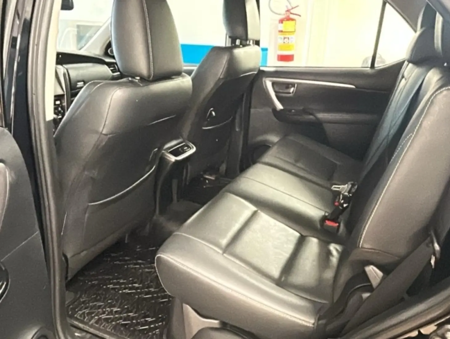 galeria HILUX SW4