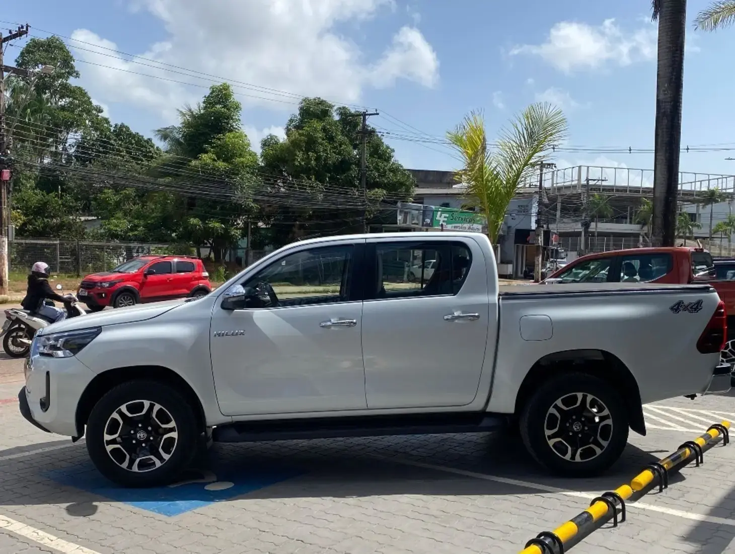galeria HILUX