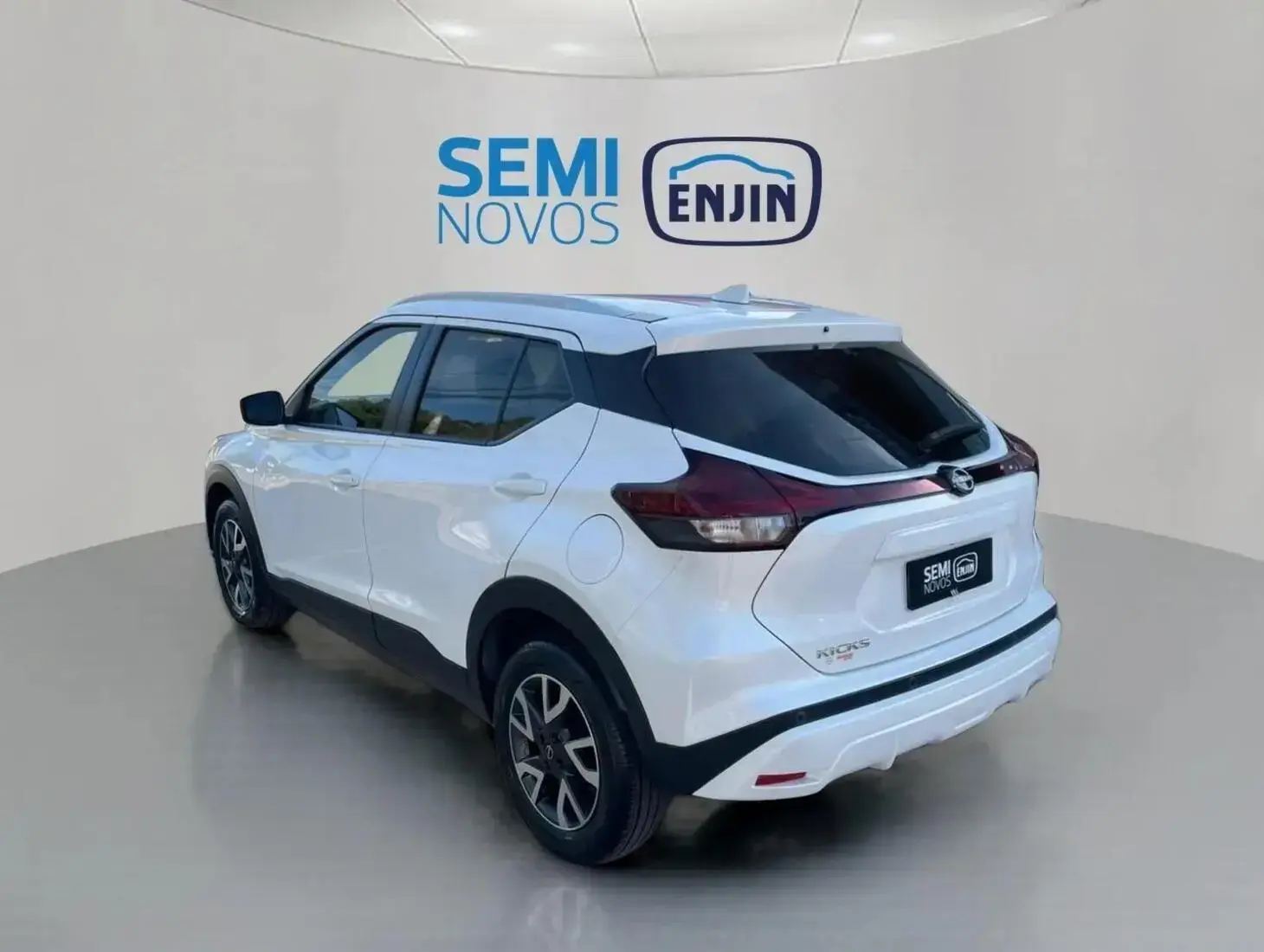 galeria KICKS SENSE CVT
