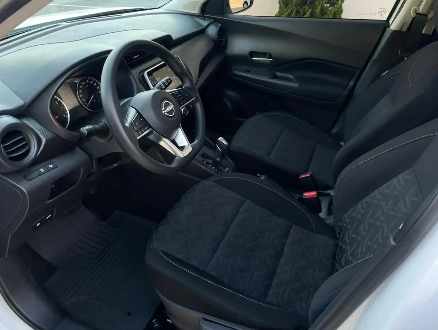 galeria KICKS SENSE CVT
