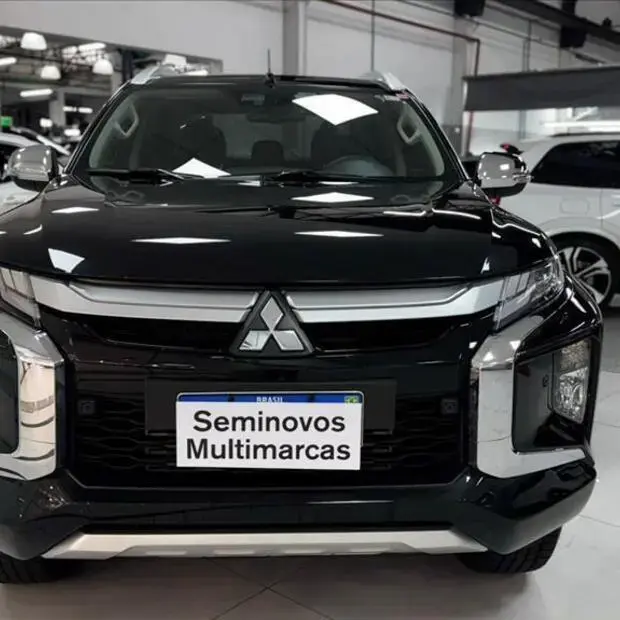 Mitsubishi L200 TRITON 2.4 16V TURBO DIESEL SPORT HPE-S CD 4P 4X4 AUTOMÁTICO