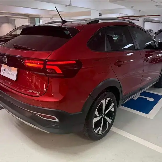 Volkswagen NIVUS 1.0 200 TSI TOTAL FLEX HIGHLINE AUTOMÁTICO