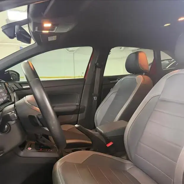 Volkswagen NIVUS 1.0 200 TSI TOTAL FLEX HIGHLINE AUTOMÁTICO