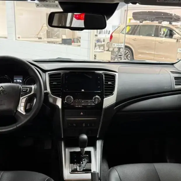 Mitsubishi L200 TRITON 2.4 16V TURBO DIESEL SPORT HPE-S CD 4P 4X4 AUTOMÁTICO