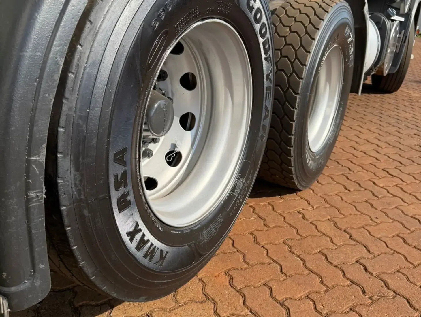 galeria SCANIA R440 6x2