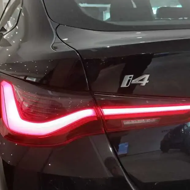 Bmw i4 eDrive 35 M Sport (Aut.) (Elétrico)