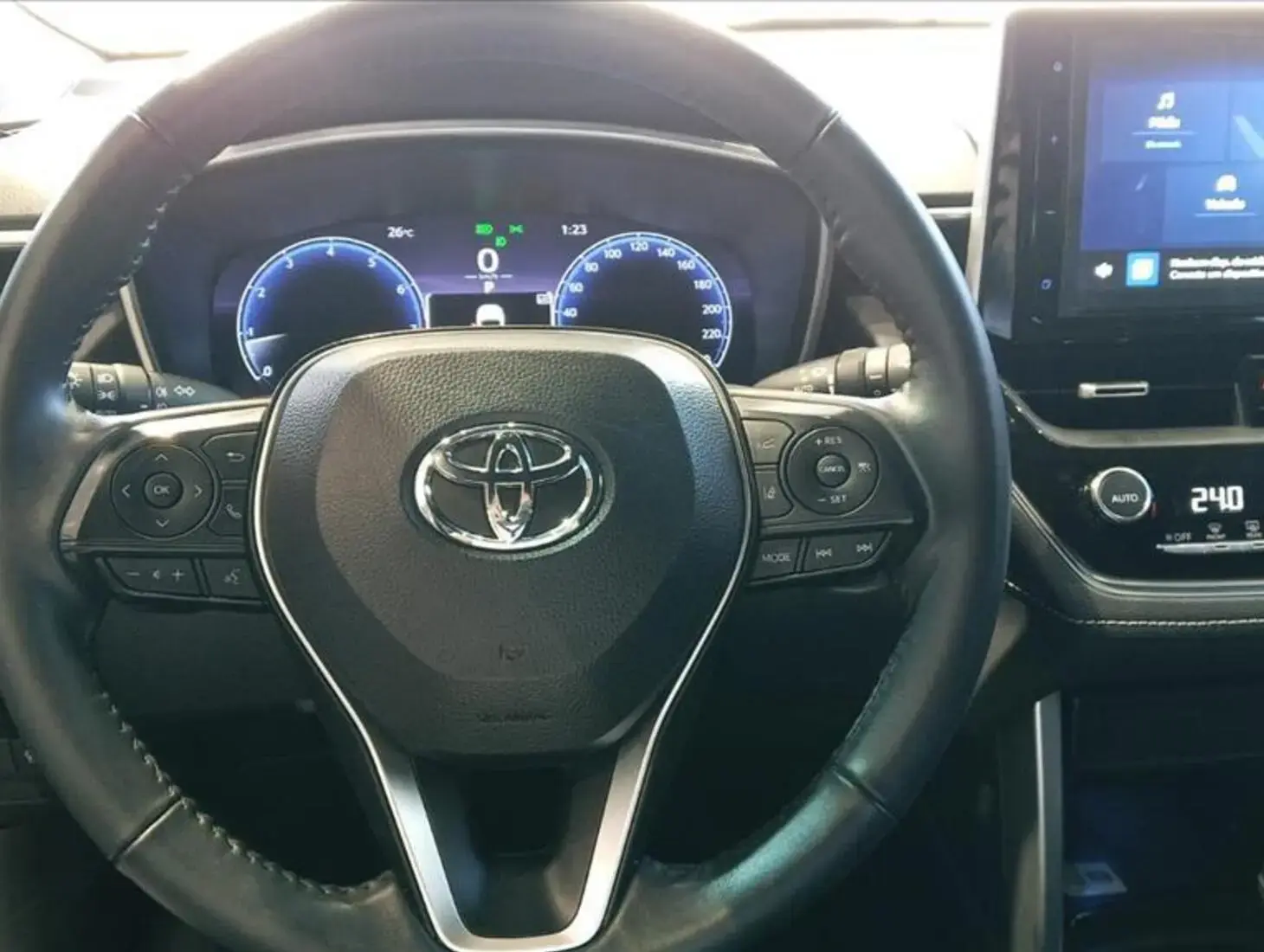 galeria COROLLA CROSS