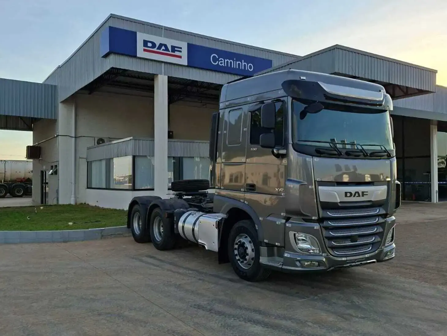galeria DAF XF FTT 530 6x4