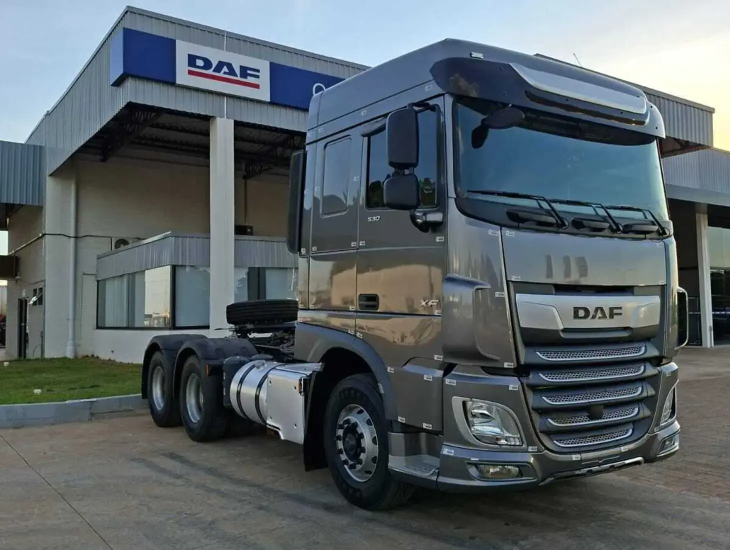 galeria DAF XF FTT 530 6x4