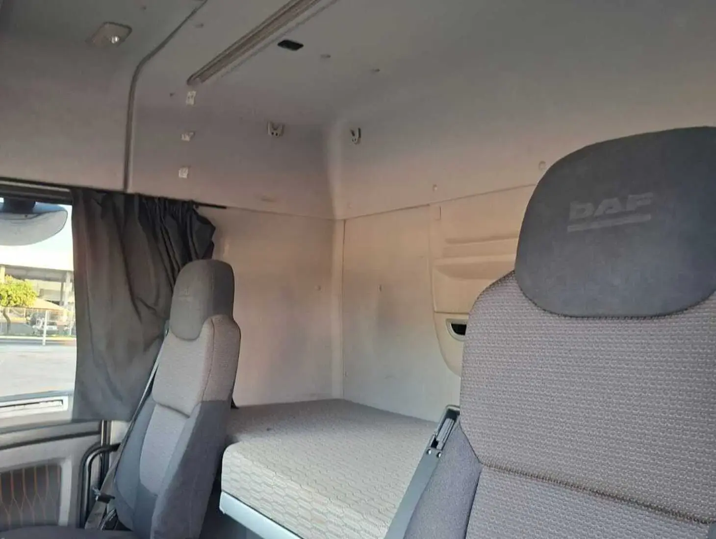 galeria DAF XF FTT 530 6x4